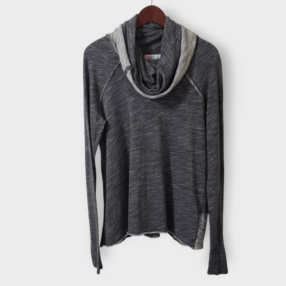 Free People Beach Cocoon Cowl Pullover Top One Body Charcoal Grey Oversized - Picture 1 of 11